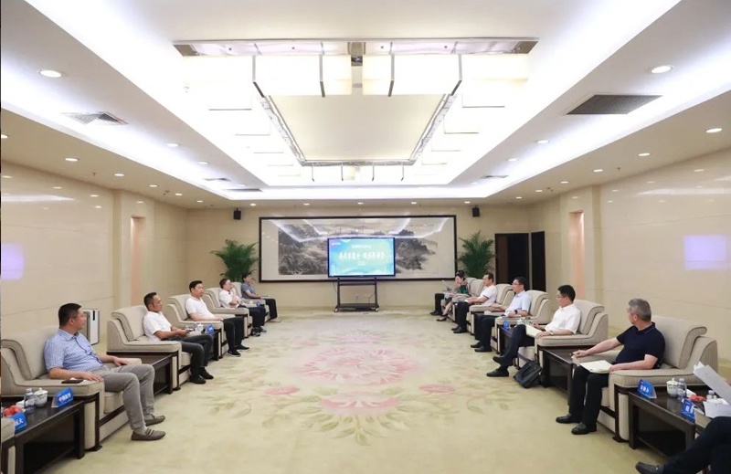 我縣召開第六期親清直通車·政企懇談會